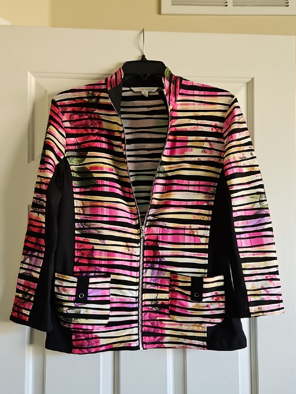 Erin London Stretchy Double Pocket Jacket Top Sz S Striped Rose Pattern